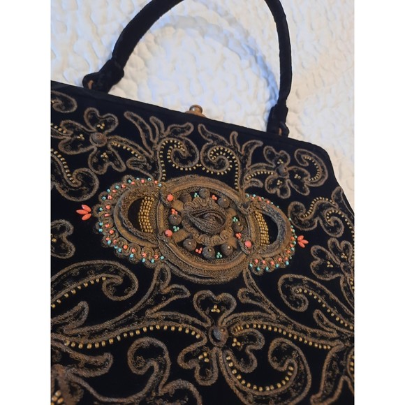 Vintage SOURE Bag, New York 1950's Velvet Embroidered and Beaded - Picture 2 of 13